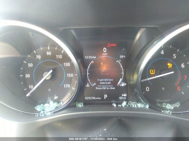 2018 JAGUAR F-PACE SADCM2FV9JA235545 Photo 6