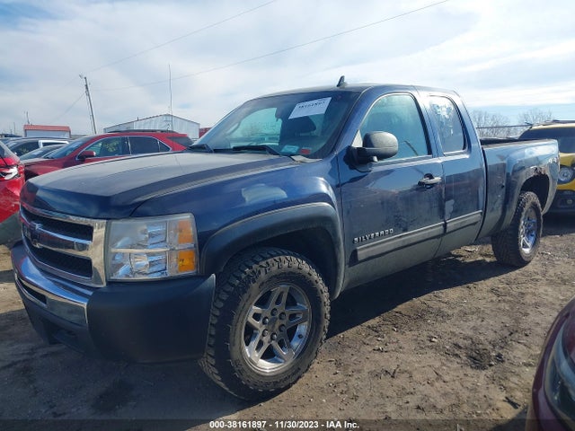 2010 CHEVROLET SILVERADO 1500 LS VIN: 1GCSKREA4AZ257510