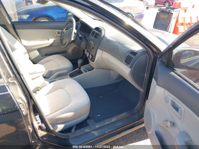 2009 KIA SPECTRA LX VIN: KNAFE221495620652