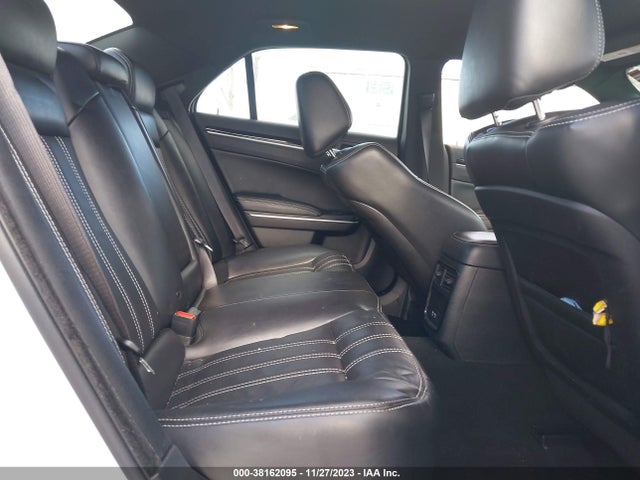 Chrysler 300 300s 2019 2C3CCABG4KH628604 Image 8
