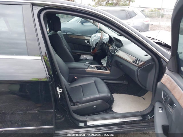 2012 MERCEDES-BENZ E 350 VIN: WDDHF5KB3CA550889