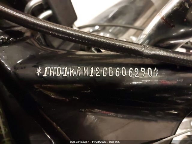 2016 HARLEY-DAVIDSON FLHXS 1HD1KRM12GB606290 Photo 9