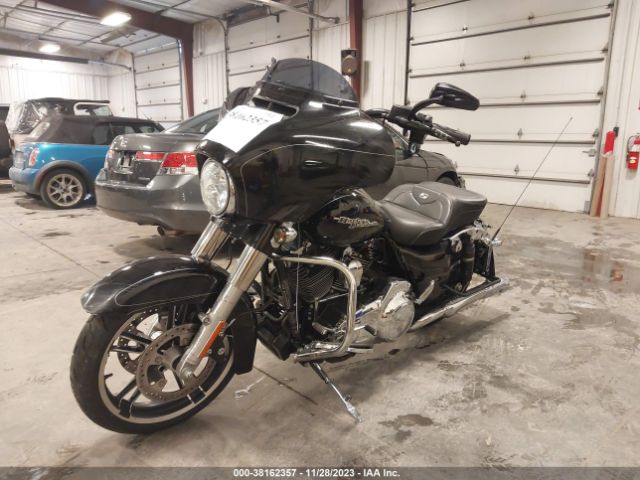 2016 HARLEY-DAVIDSON FLHXS 1HD1KRM12GB606290 Photo 1