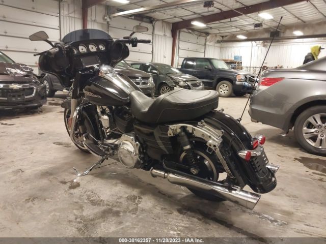 2016 HARLEY-DAVIDSON FLHXS 1HD1KRM12GB606290 Photo 2