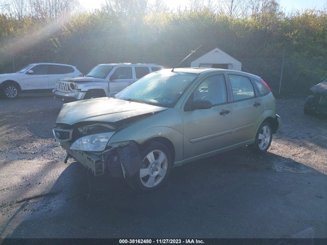 2007 FORD FOCUS S/SE/SES VIN: 1FAFP37N57W330870