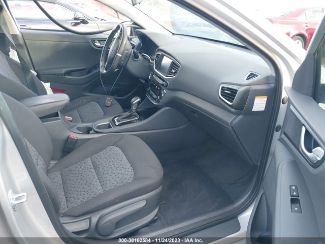 2018 HYUNDAI IONIQ HYBRID SEL VIN: KMHC75LC1JU084590
