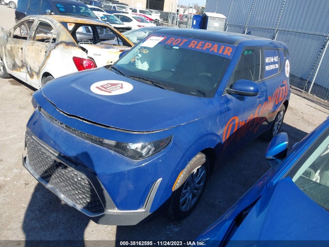 KIA SOUL LX 2023 KNDJ23AU0P7873542 Image 2