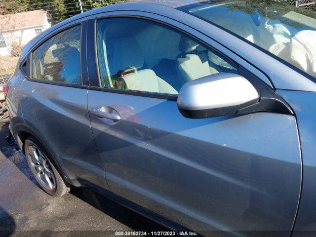 3CZRU5H38KG701417 Honda HR-V LX