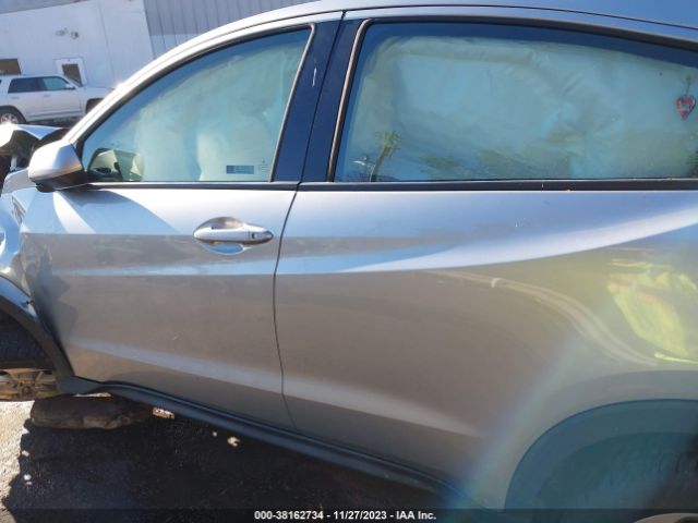 3CZRU5H38KG701417 Honda HR-V LX
