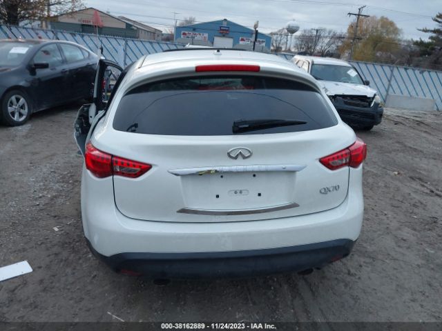 JN8CS1MU0HM142612 Infiniti QX70