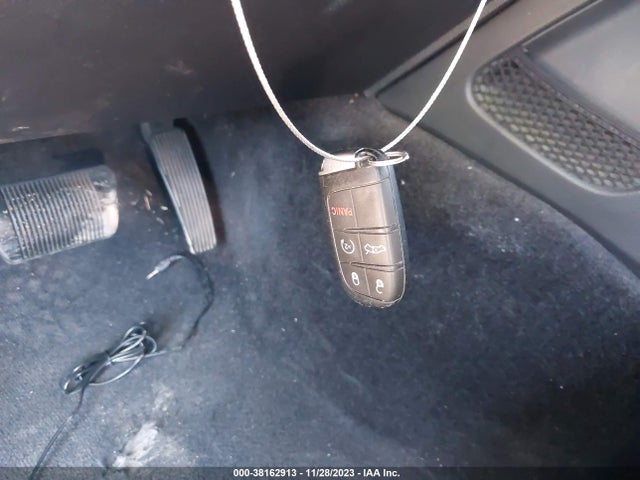 38162913 :رقم المزاد ، 2C3CDZAG0JH132498 vin ، 2018 Dodge Challenger Sxt مزاد بيع