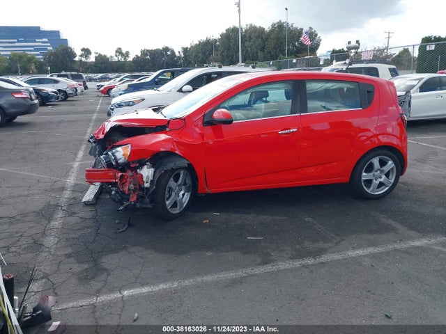 Chevrolet Sonic Ltz Auto 2015 1G1JE6SB8F4197162 Image 14