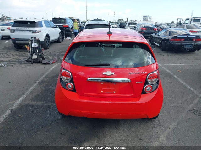 Chevrolet Sonic Ltz Auto 2015 1G1JE6SB8F4197162 Image 16