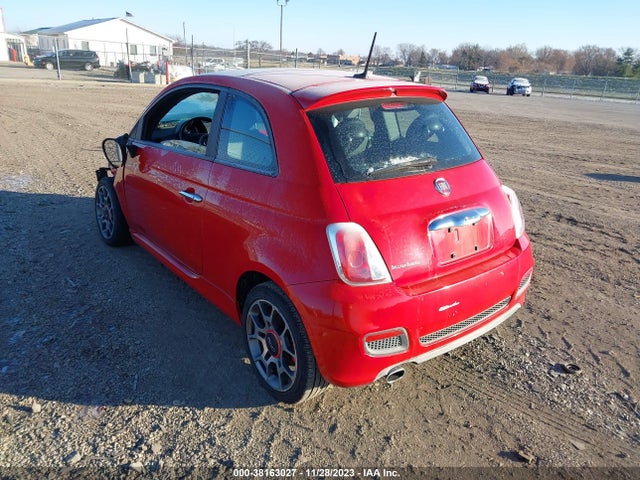 2013 FIAT 500 3C3CFFBR9DT575527 Photo 2