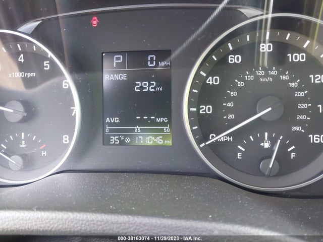 2018 HYUNDAI ELANTRA SE VIN: KMHD74LF9JU523608