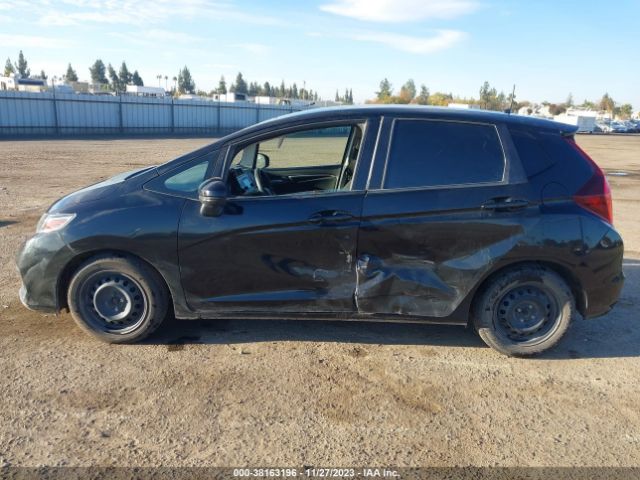 3HGGK5H48JM715699 Honda FIT LX