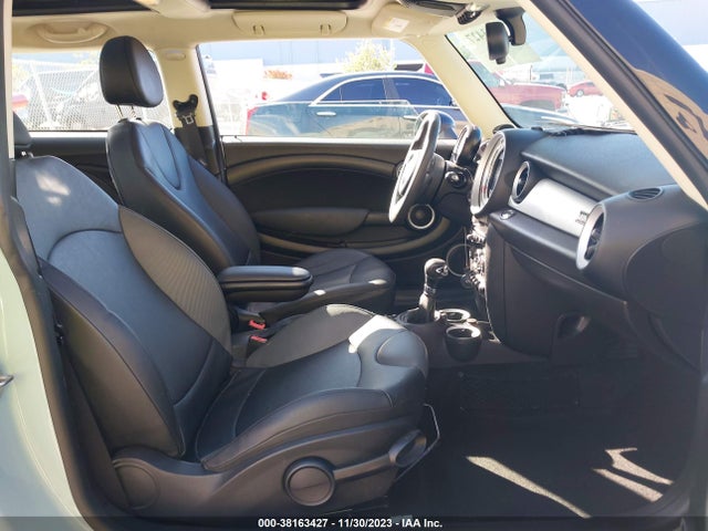 2013 MINI HARDTOP WMWSU3C52DT689207 Photo 4