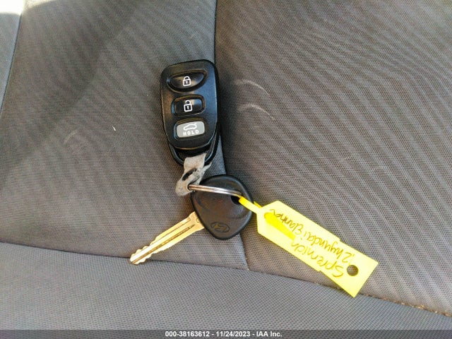 2012 HYUNDAI ELANTRA GLS (ULSAN PLANT) VIN: KMHDH4AE1CU385444