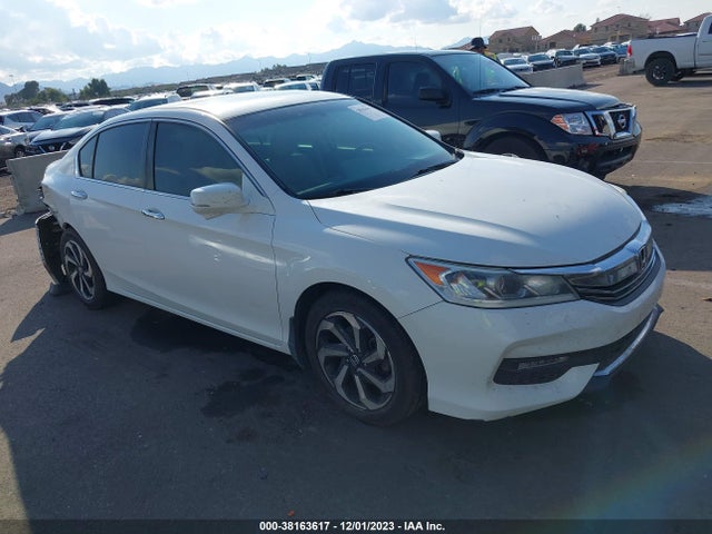 2017 1HGCR2F82HA239536 main image