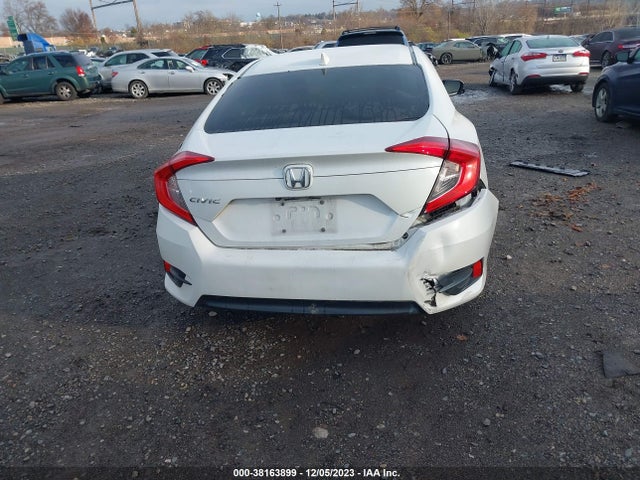 Honda CIVIC EX 2018 2HGFC2F78JH521757 Image 16