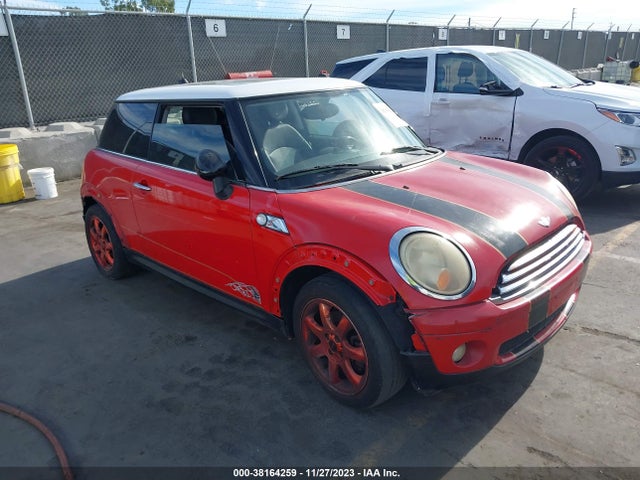 2007 MINI COOPER WMWMF33597TT57921 Photo 0
