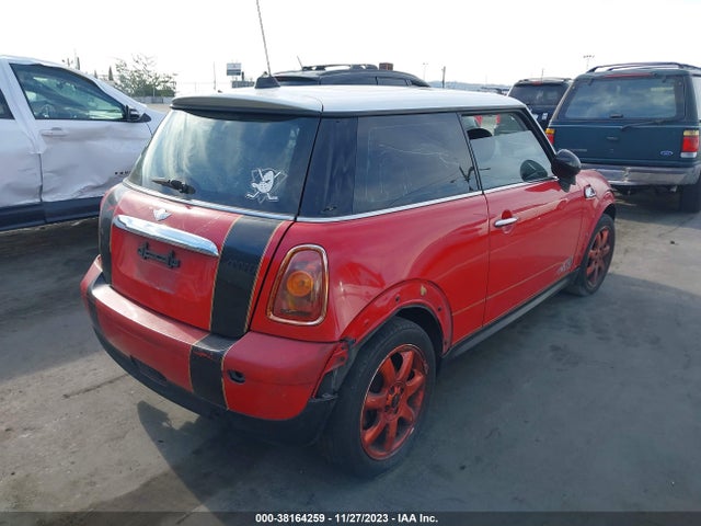 2007 MINI COOPER WMWMF33597TT57921 Photo 3