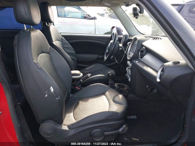 2007 MINI COOPER WMWMF33597TT57921 Photo 4