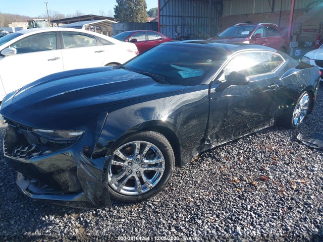 Chevrolet Camaro 1ls 2019 1G1FB1RX1K0119648 Image 2
