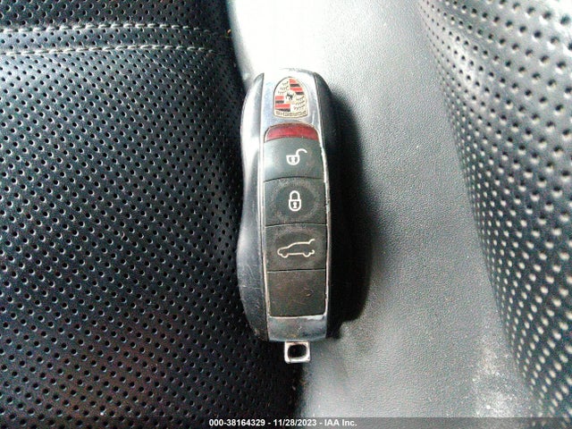 2015 PORSCHE CAYENNE WP1AB2A21FLA59428 Photo 10