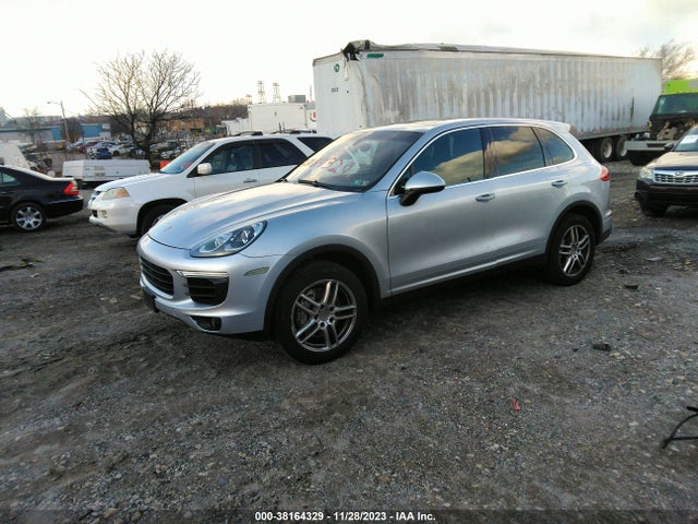 2015 PORSCHE CAYENNE WP1AB2A21FLA59428 Photo 1