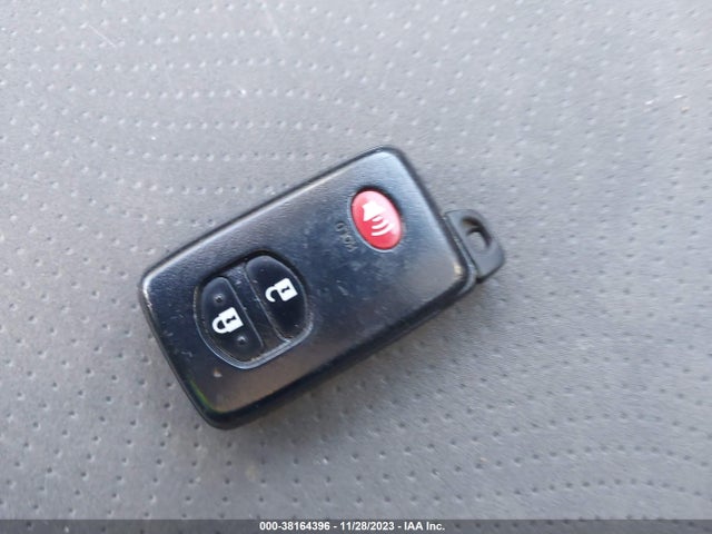 Toyota Prius Two 2014 JTDKN3DU5E1777056 Image 11