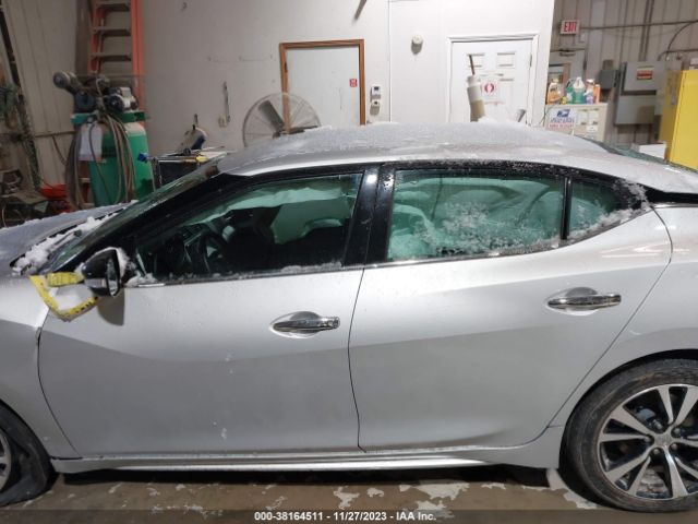 1N4AA6AP1JC375109 Nissan Maxima 3.5 Sv
