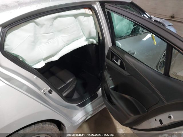 1N4AA6AP1JC375109 Nissan Maxima 3.5 Sv