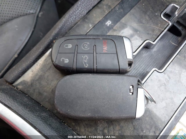 2C3CCAKT9EH128553 Chrysler 300C