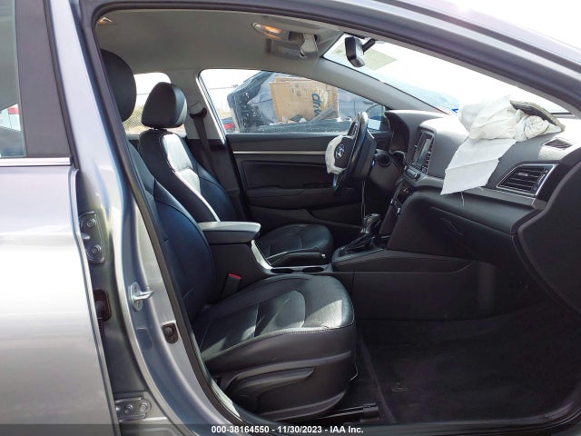 2017 HYUNDAI ELANTRA LIMITED VIN: 5NPD84LF2HH050382