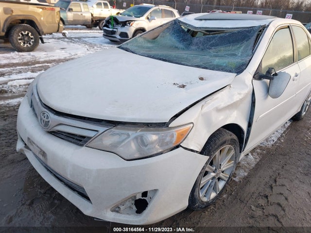 2014 TOYOTA CAMRY XLE V6 VIN: 4T1BK1FK0EU026367