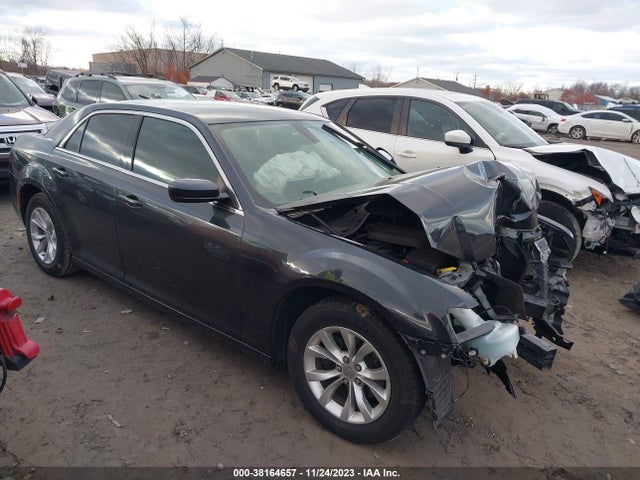 Chrysler 300 Touring 2018 2C3CCAAG1JH340376 Image 14