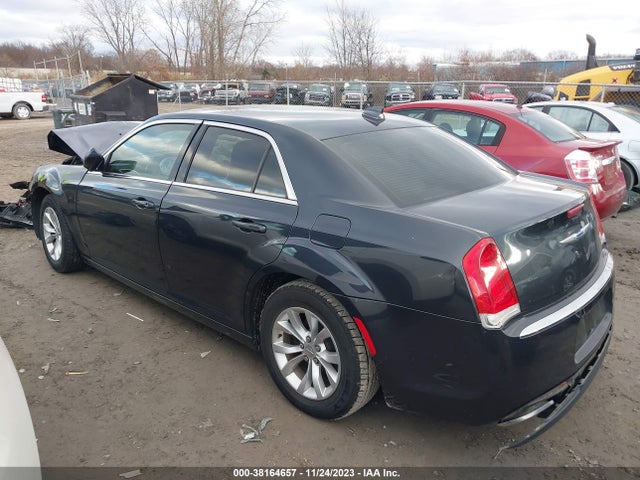Chrysler 300 Touring 2018 2C3CCAAG1JH340376 Image 15
