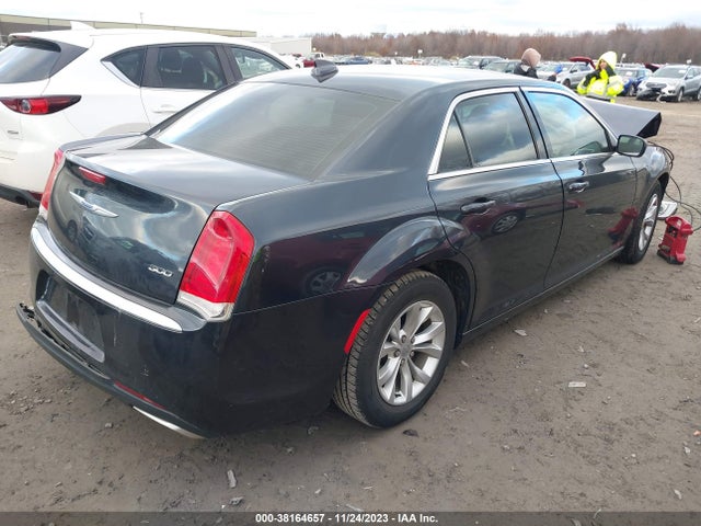 Chrysler 300 Touring 2018 2C3CCAAG1JH340376 Image 4