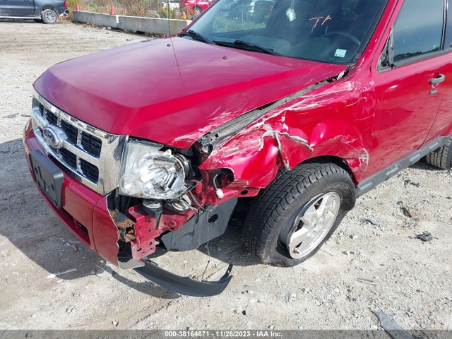 2011 FORD ESCAPE XLT VIN: 1FMCU0DG9BKA42288