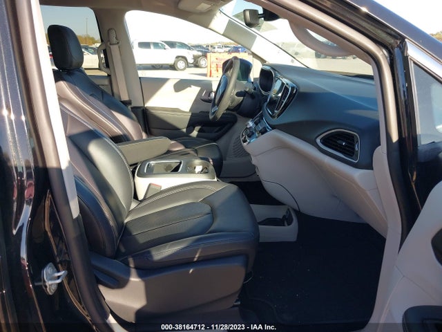 2023 CHRYSLER PACIFICA TOURING L VIN: 2C4RC1BG0PR596631