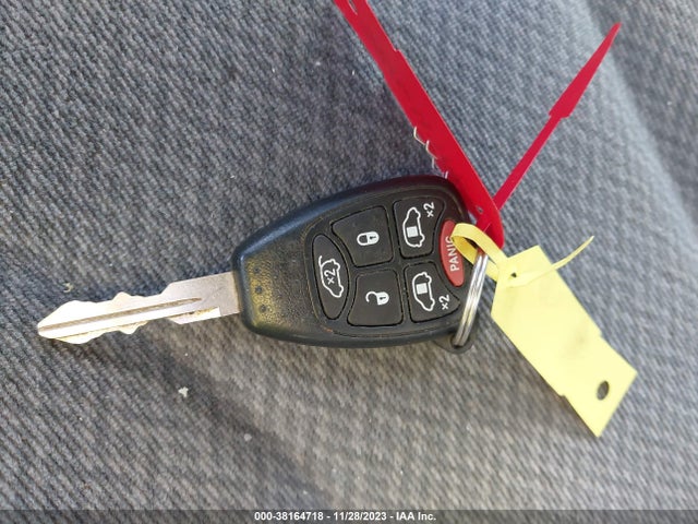 2005 DODGE GRAND CARAVAN SXT VIN: 2D8GP44L05R294648
