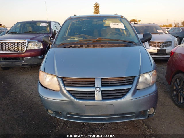 2005 DODGE GRAND CARAVAN SXT VIN: 2D8GP44L05R294648