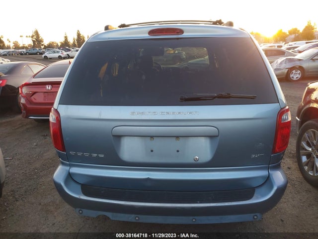 2005 DODGE GRAND CARAVAN SXT VIN: 2D8GP44L05R294648