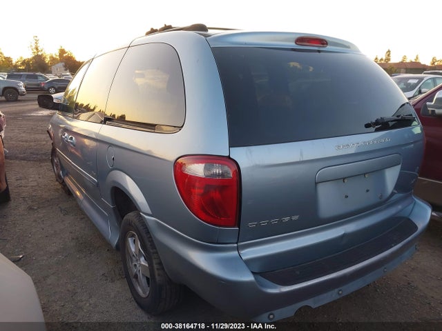 2005 DODGE GRAND CARAVAN SXT VIN: 2D8GP44L05R294648