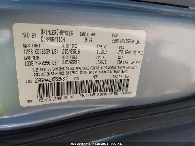 2005 DODGE GRAND CARAVAN SXT VIN: 2D8GP44L05R294648
