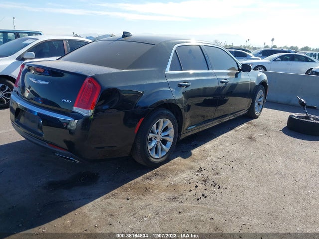 2016 CHRYSLER 300 LIMITED VIN: 2C3CCAAG3GH207918