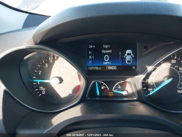 2018 FORD ESCAPE 1FMCU0GD1JUD51807 Photo 6