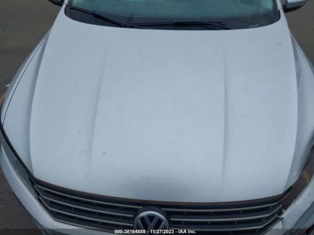 1VWAT7A30GC049749 Volkswagen Passat 1.8t S