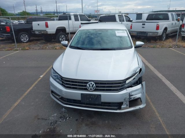 1VWAT7A30GC049749 Volkswagen Passat 1.8t S